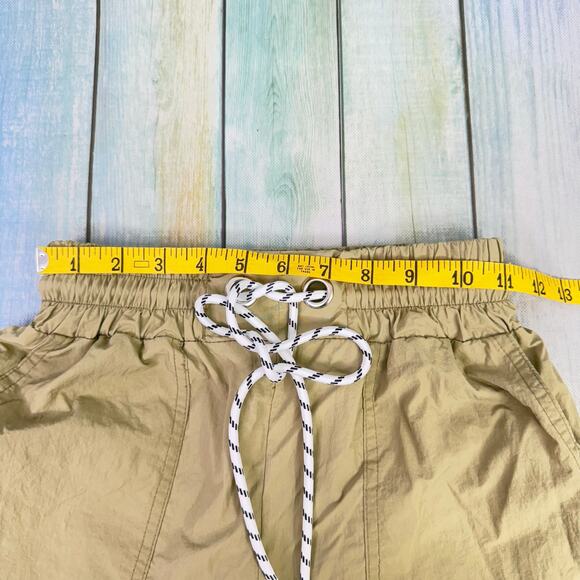 Pistola Savanna Windbreaker Short Size XS Khaki Olive Tan Shorts Pull On Sporty - Picture 3 of 8